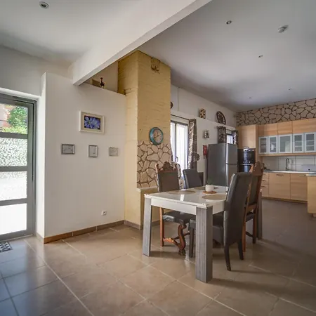 דירה Gite Imagine Roussillon Privee Avec Piscine - 4 Personnes קאנט אן רוסיון
