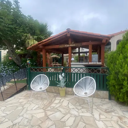 Gite Imagine Roussillon Privee Avec Piscine - 4 Personnes דירה *